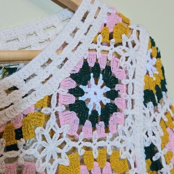 Rebellion Again Granny Square Crochet Crew Neck Sweater Coachella Stagecoach - Picture 7 of 14